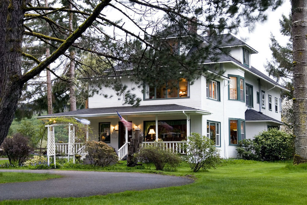 Miller Tree Inn Форкс Екстериор снимка