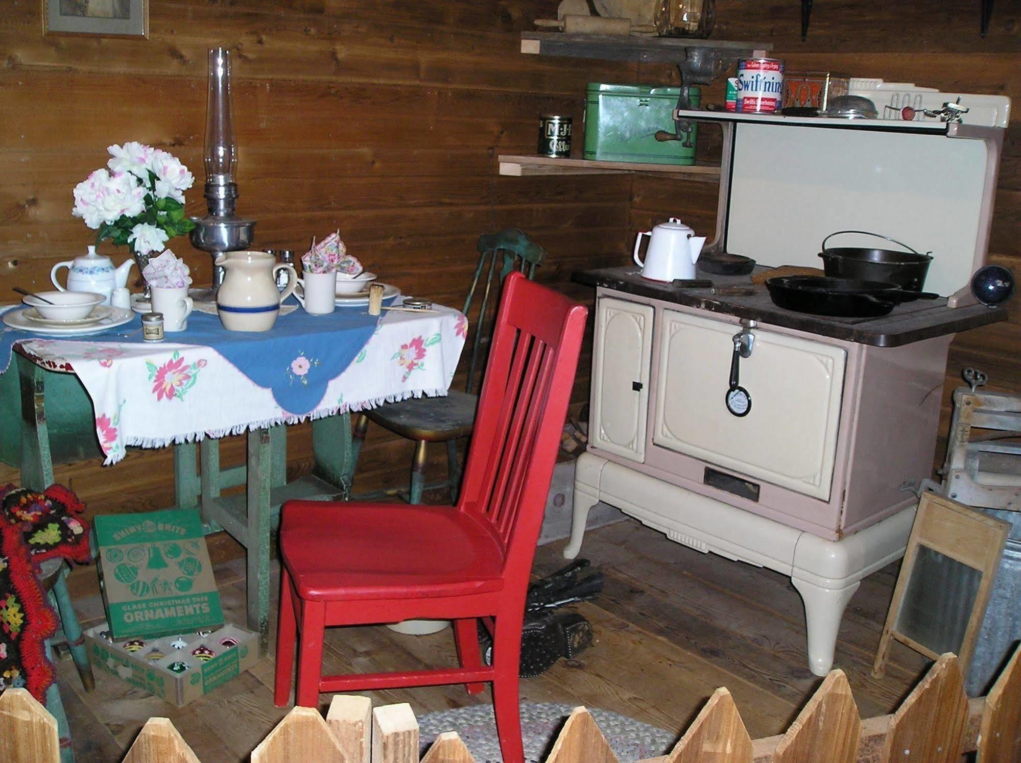 Miller Tree Inn Форкс Екстериор снимка